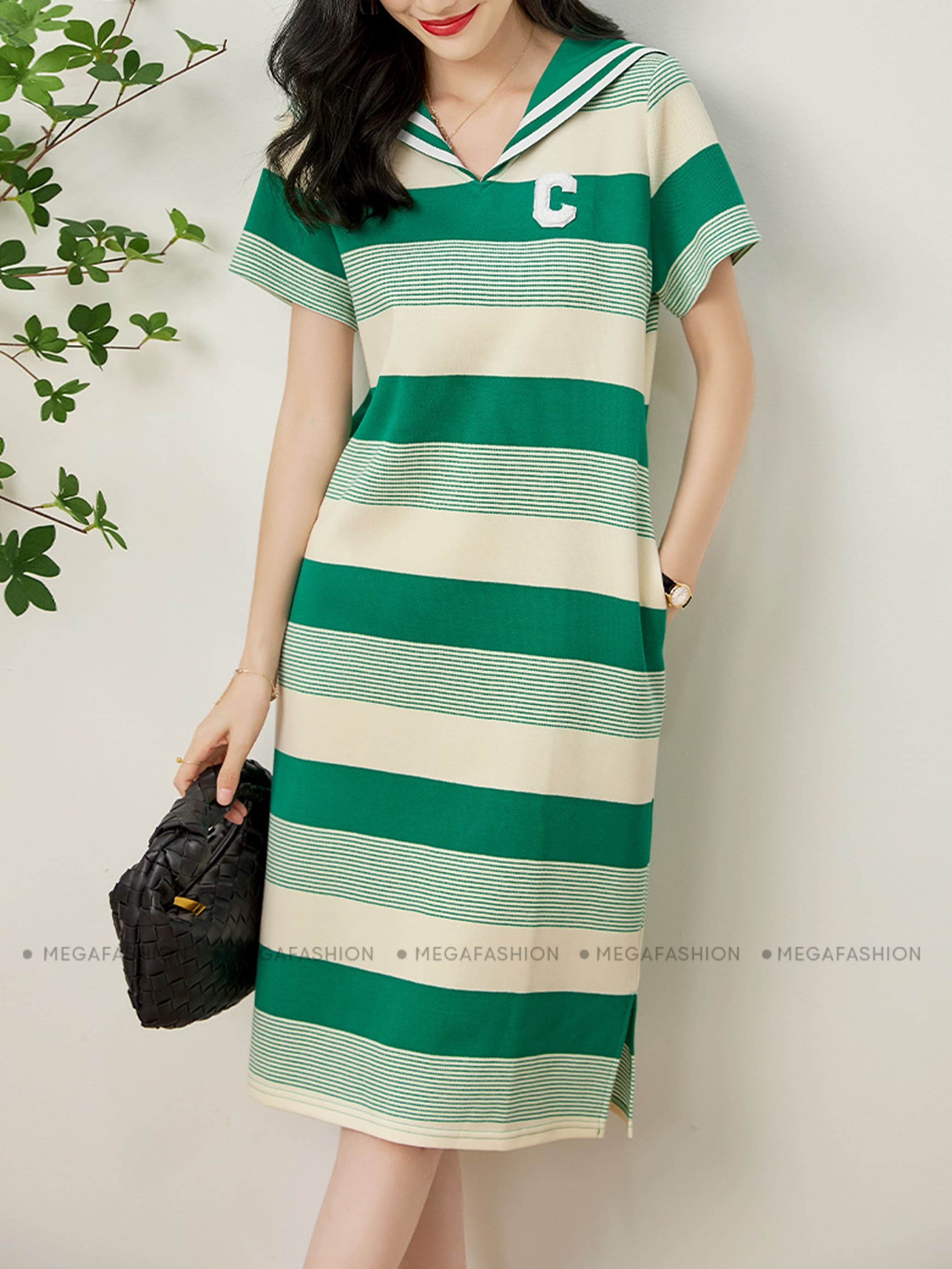 Đầm cổ lọ màu xanh lá cây – Dzung Biez Store HCM