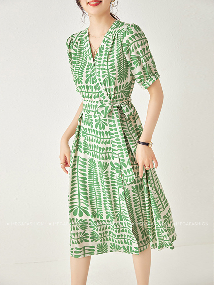 Váy cưới màu xanh lá cây tuyệt đẹp – Tu Linh Boutique